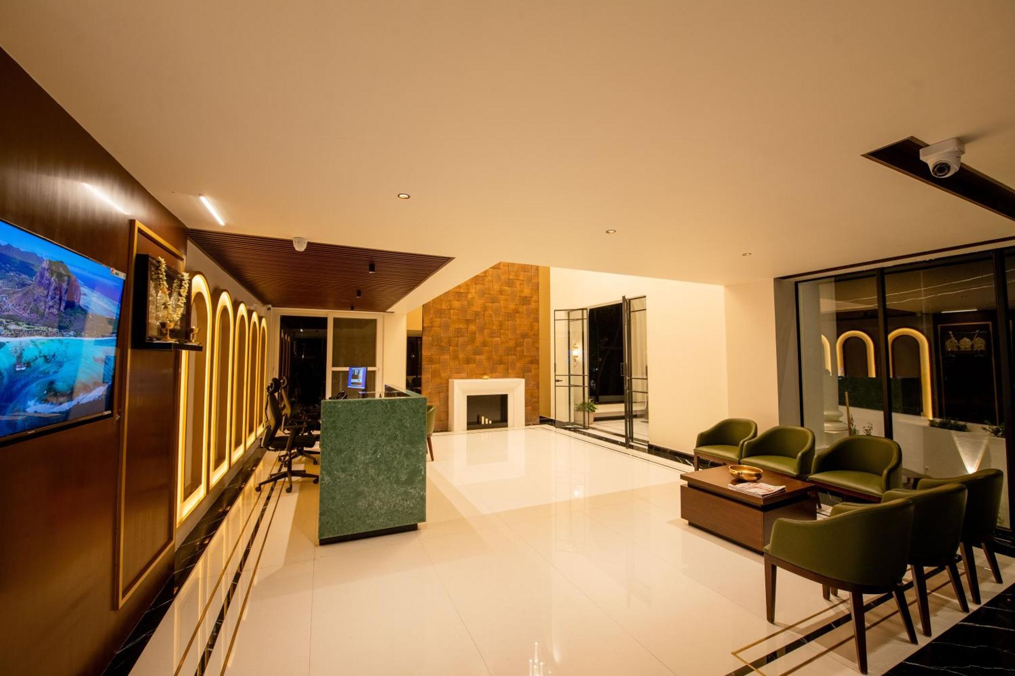 Hotel Mysore Radiance Bagian luar foto