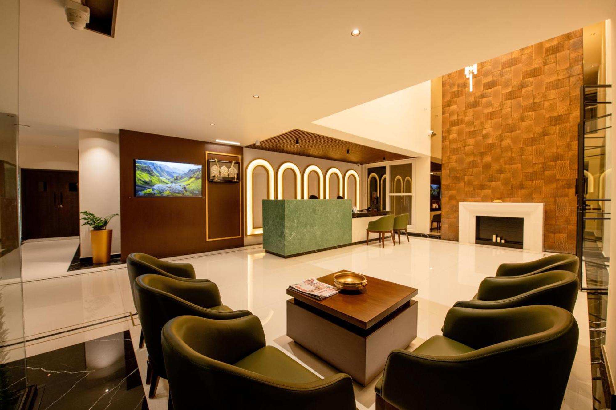 Hotel Mysore Radiance Bagian luar foto