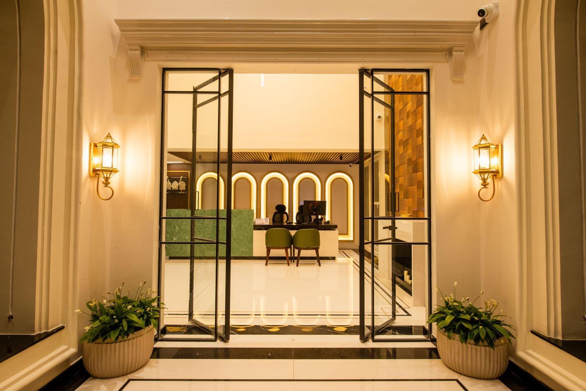 Hotel Mysore Radiance Bagian luar foto