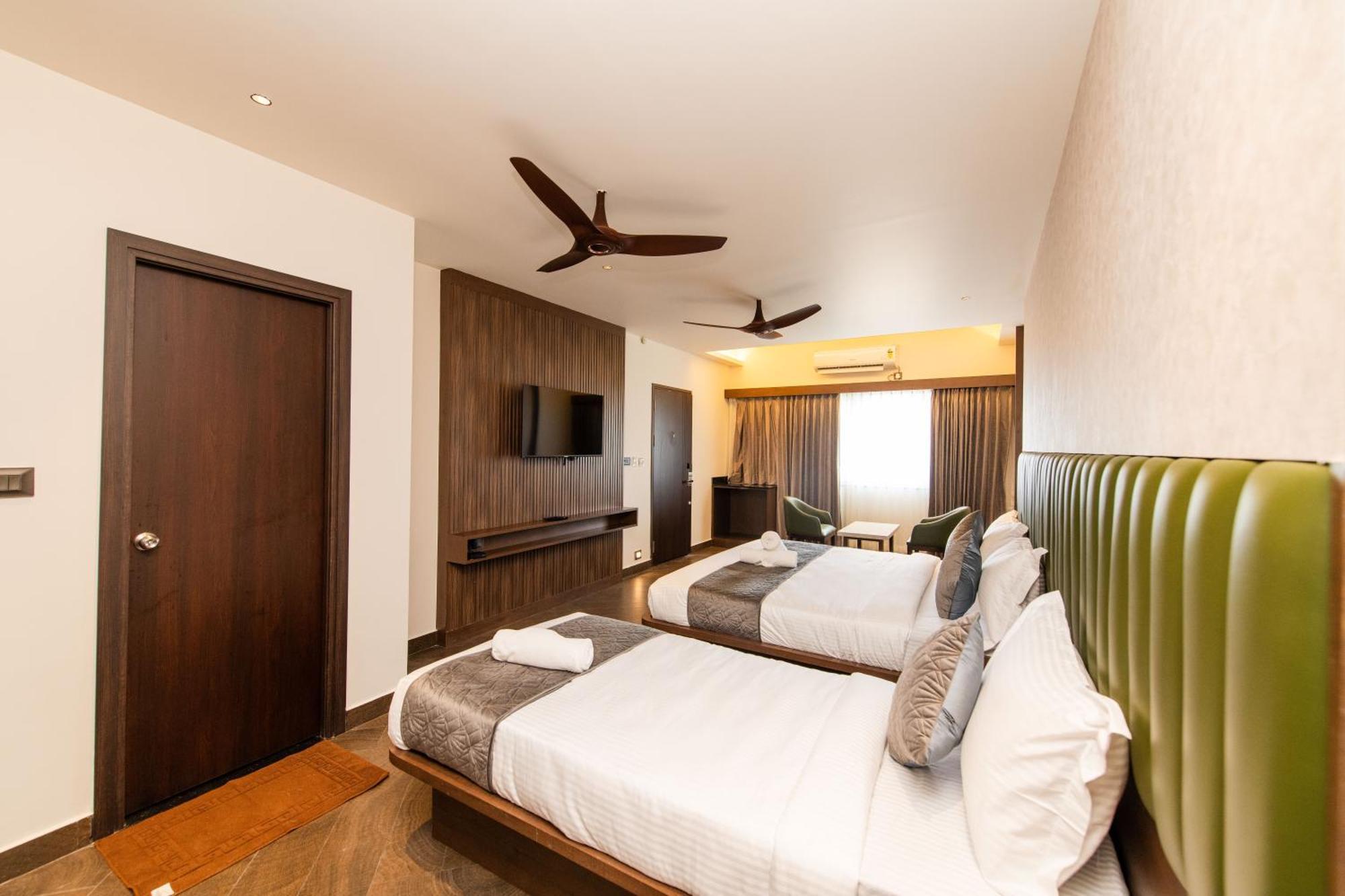 Hotel Mysore Radiance Bagian luar foto