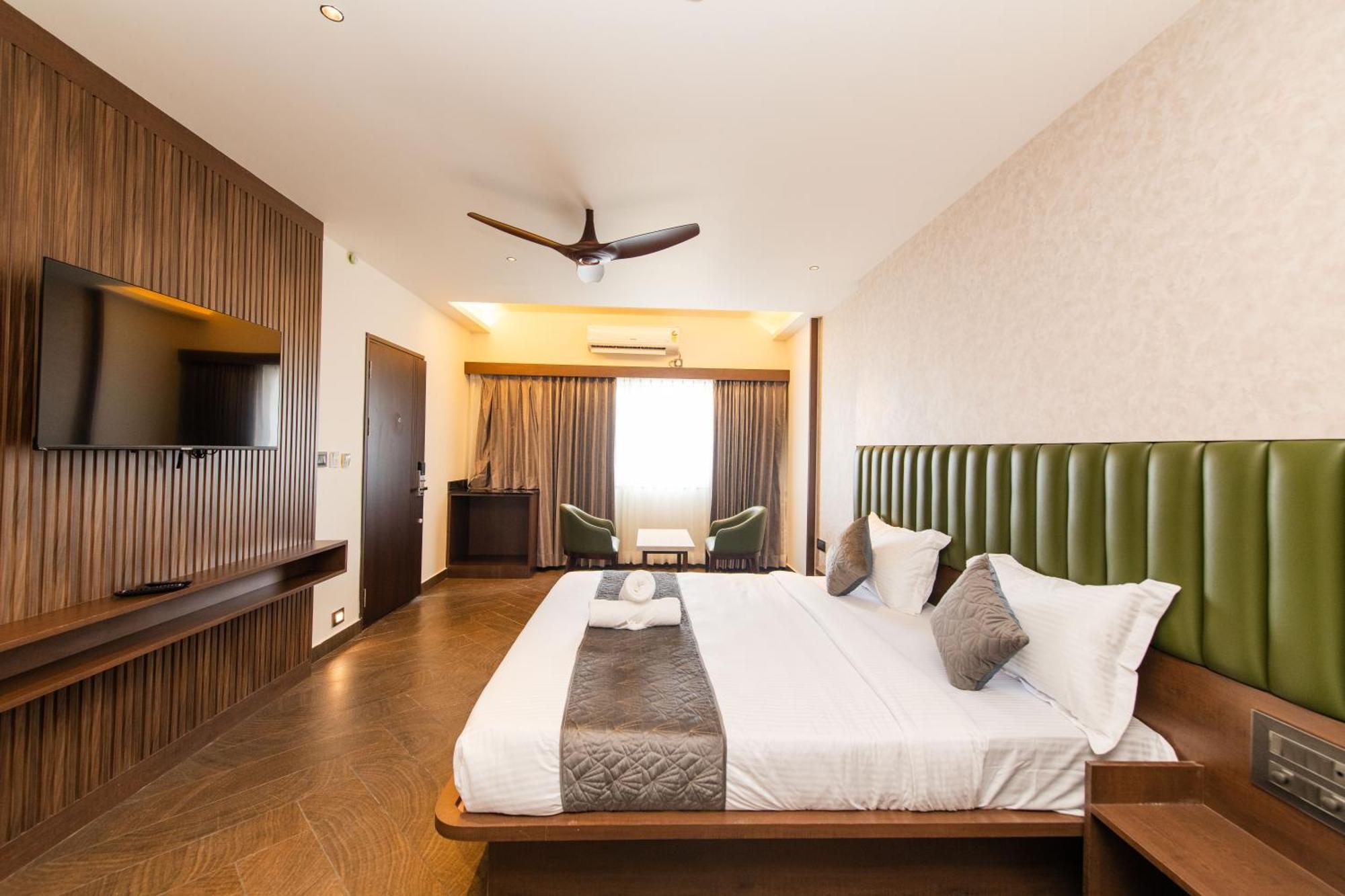 Hotel Mysore Radiance Bagian luar foto