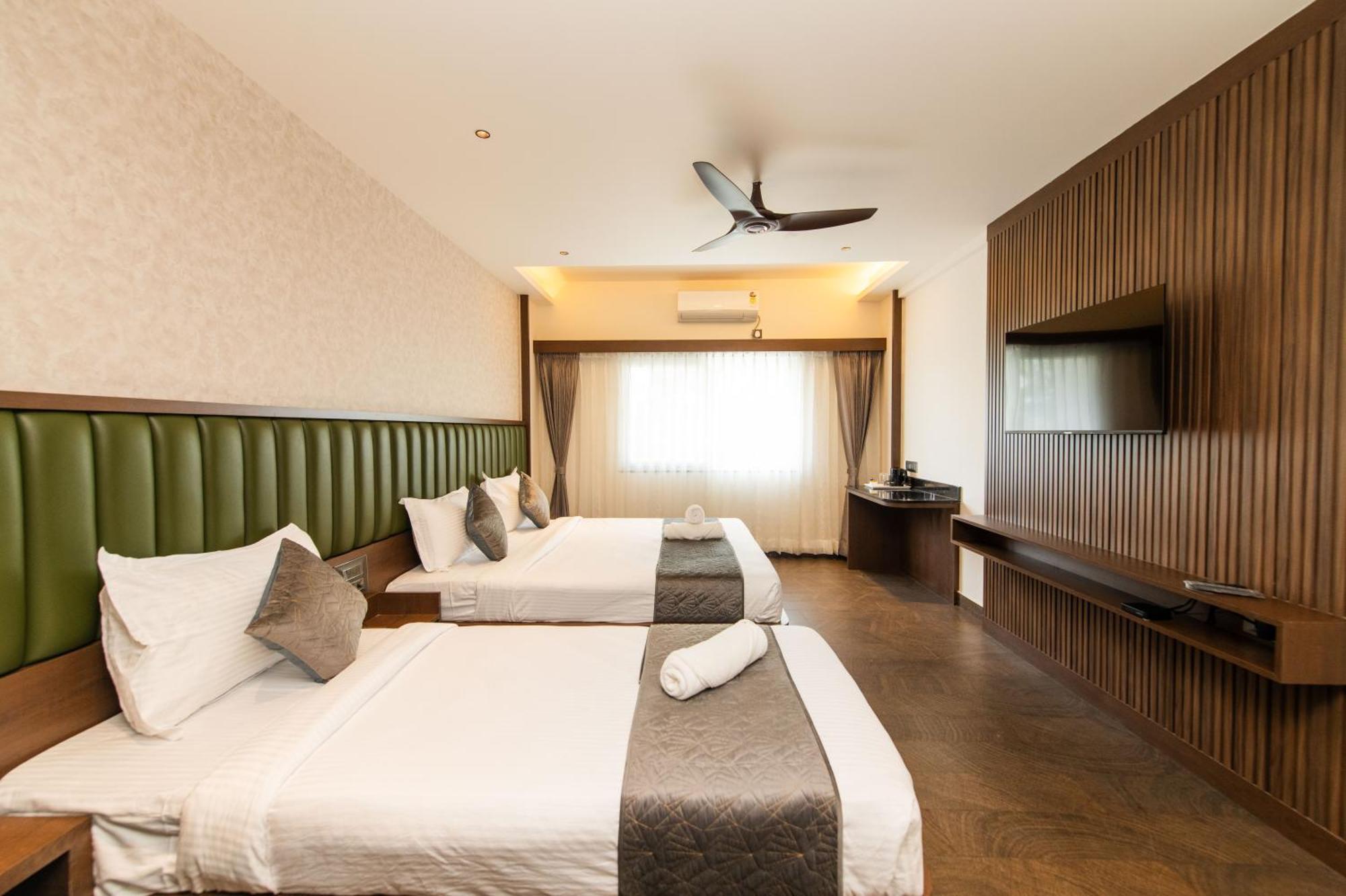 Hotel Mysore Radiance Bagian luar foto