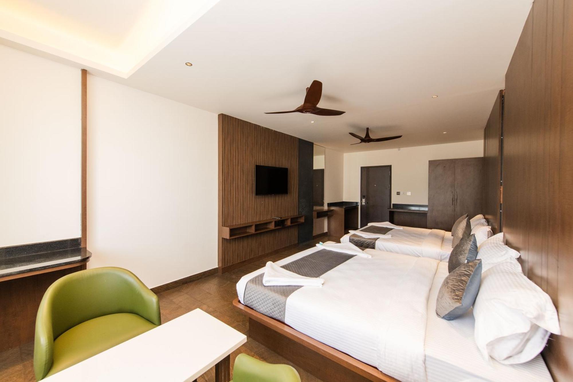 Hotel Mysore Radiance Bagian luar foto