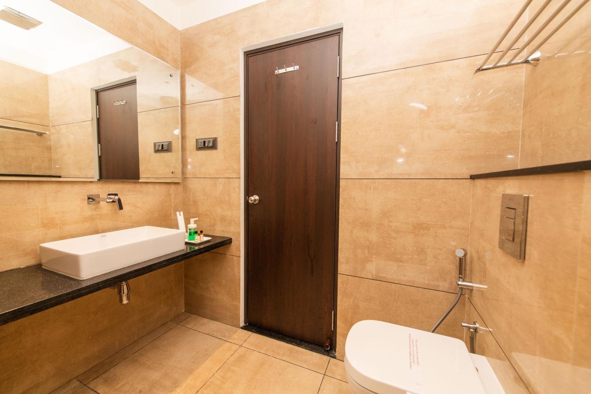 Hotel Mysore Radiance Bagian luar foto