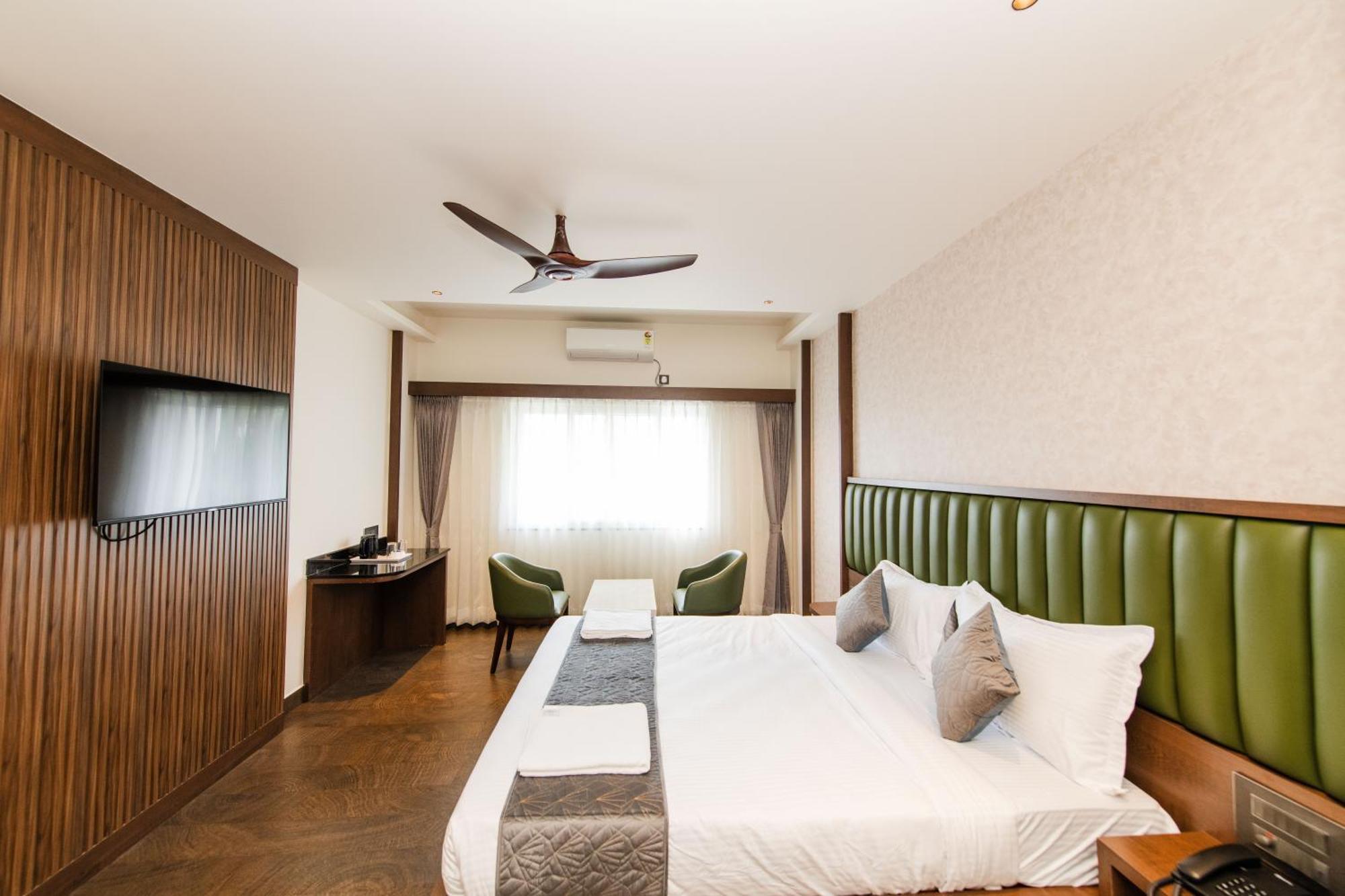 Hotel Mysore Radiance Bagian luar foto